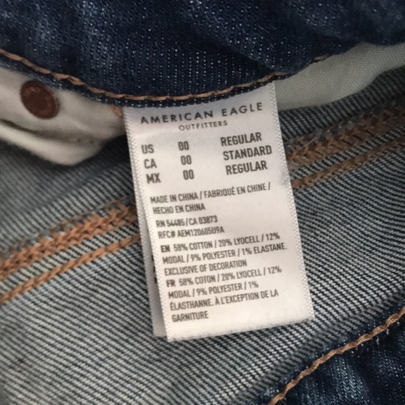 Dark wash American eagle jeans - Picture 3 of 4